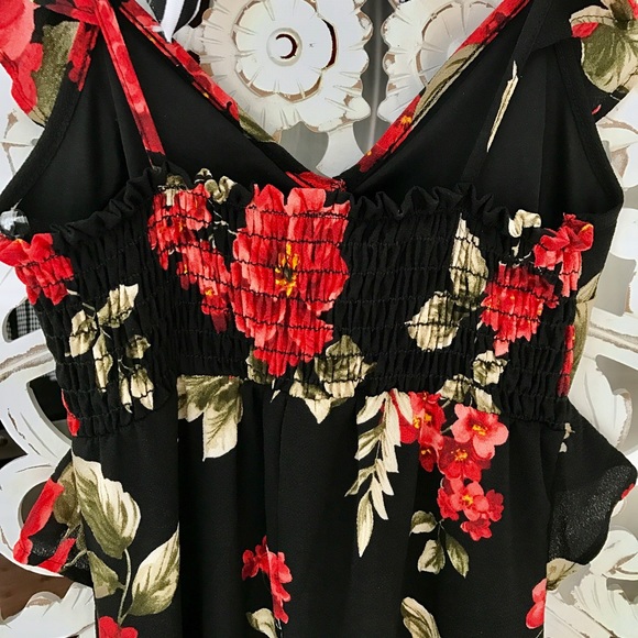 Floral Maxi Dress with Slit - Picture 6 of 7